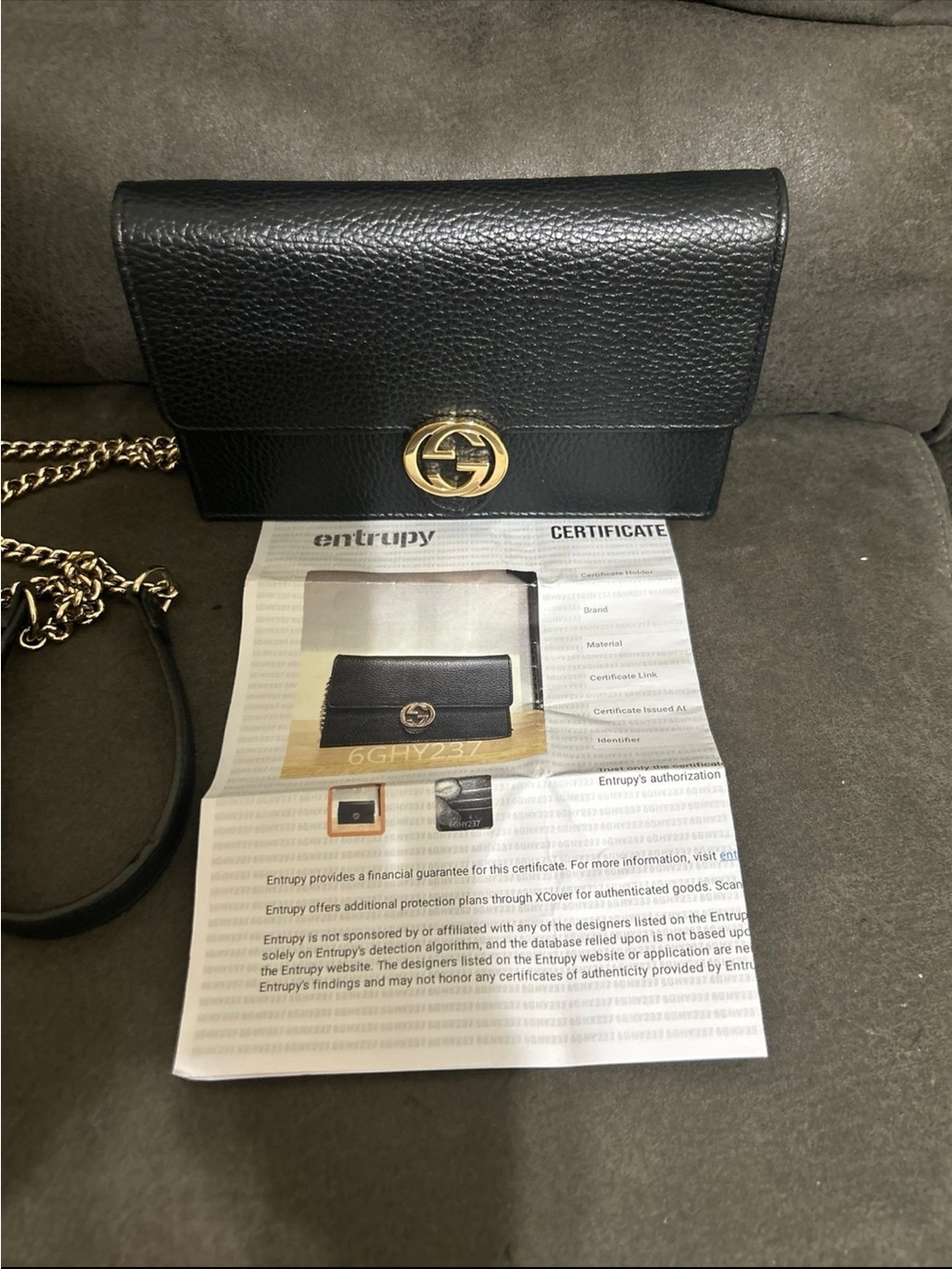 Gucci Black Leather Card Holder with Gold Double G - Picture 9 of 9